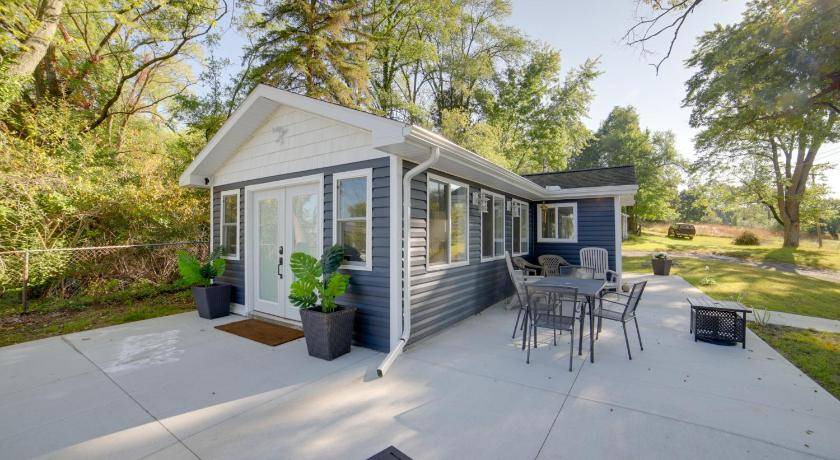 Grass Lake House | 56 m² House ∙ 1 bedroom ∙ 6 guests