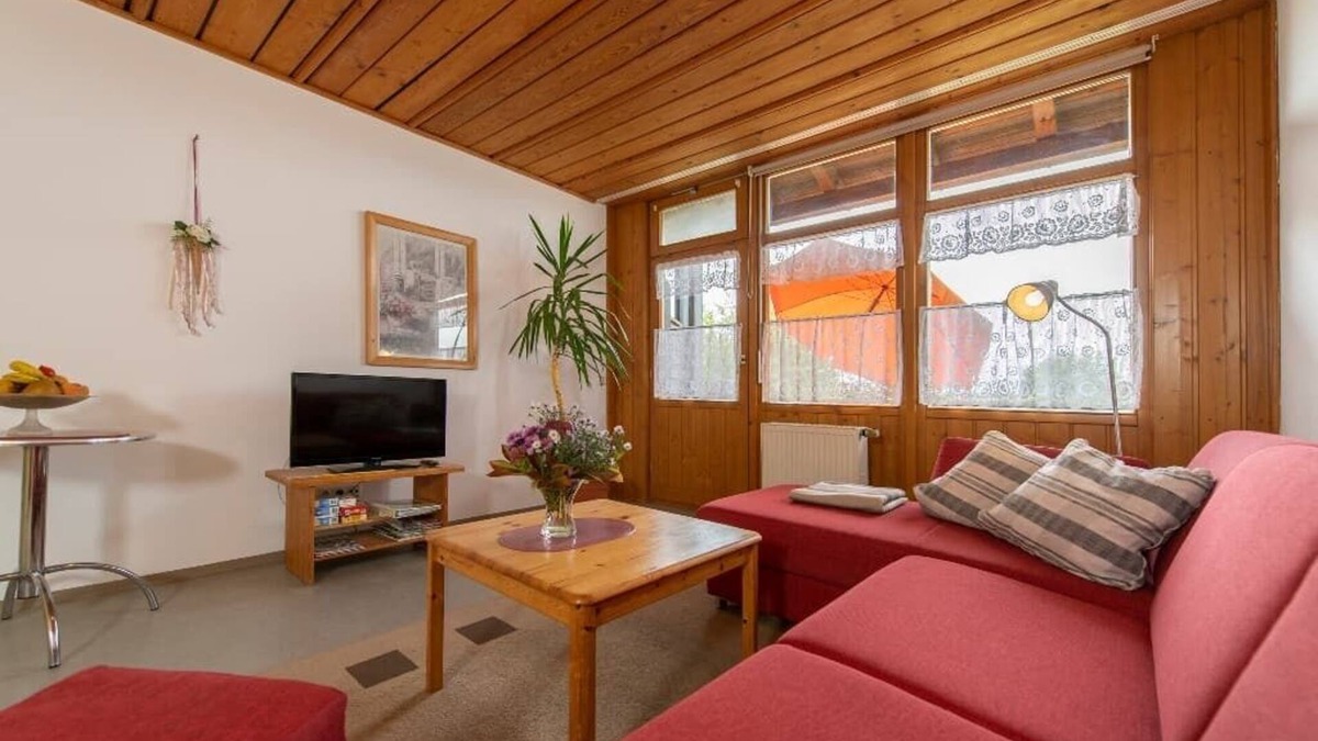 Moosbach Apartment | 56qm große 2-Zimmerwohnung mit Balkon für 2 bis 5 Personen