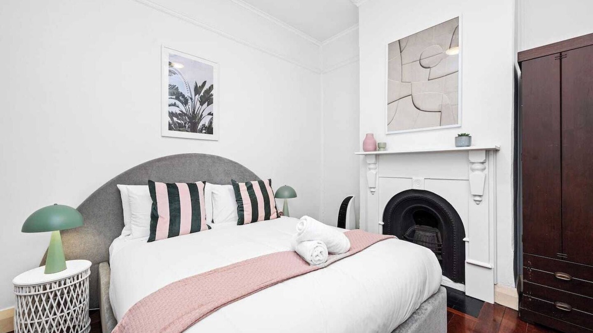 East Victoria Park House | 59 Balmoral - Classic Australian Charm