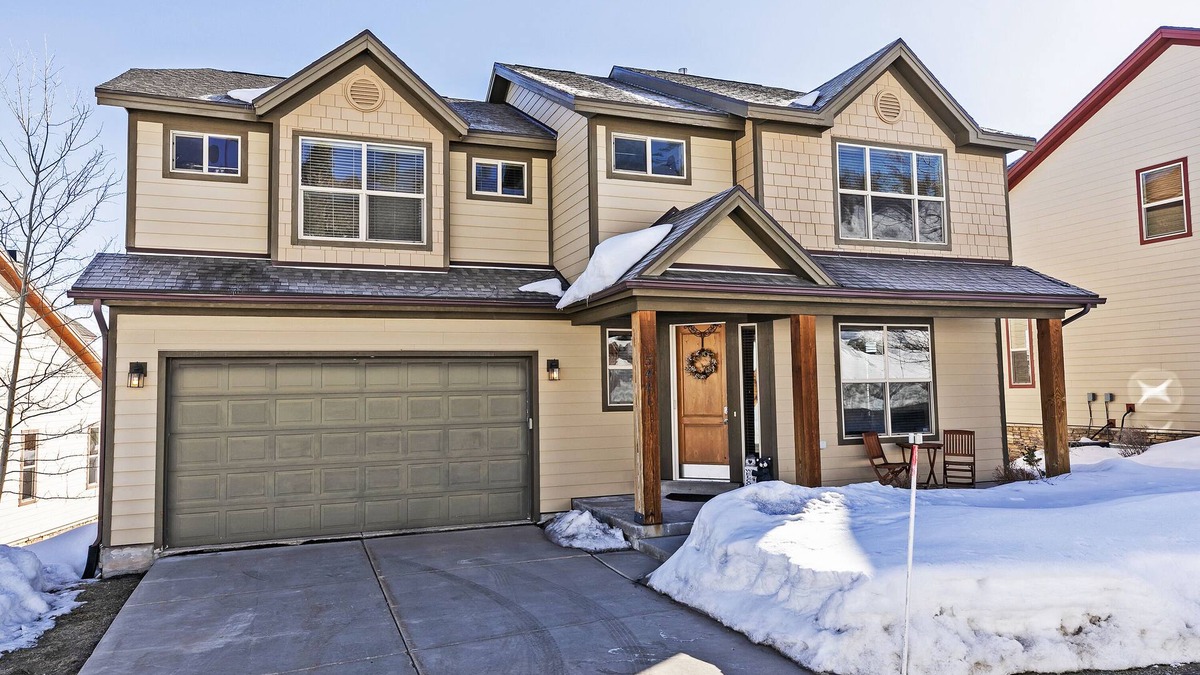 Bear Hollow Village House | 5BR Family Retreat! - Mountain Views! - 1 Mile to Slopes and Shops!