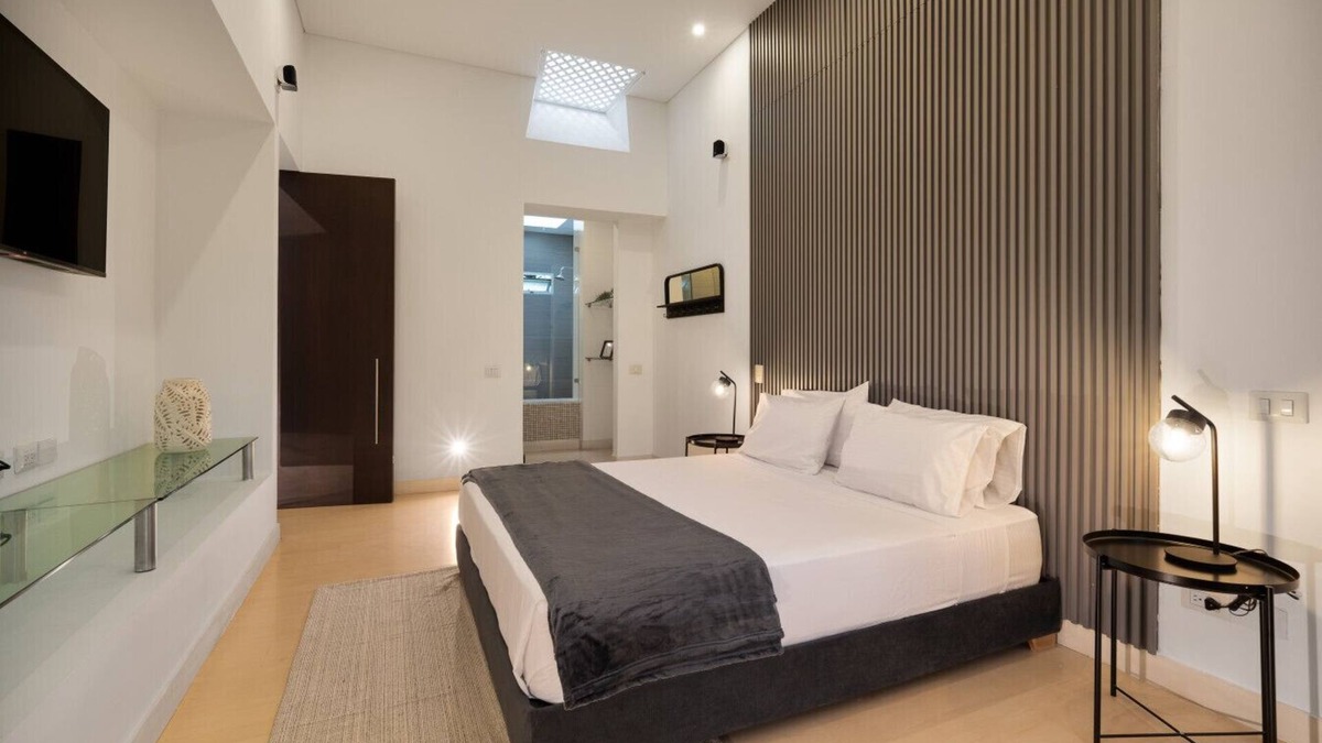 El Tesoro House | 5BR House Near Provence pool table&Private Jacuzzi