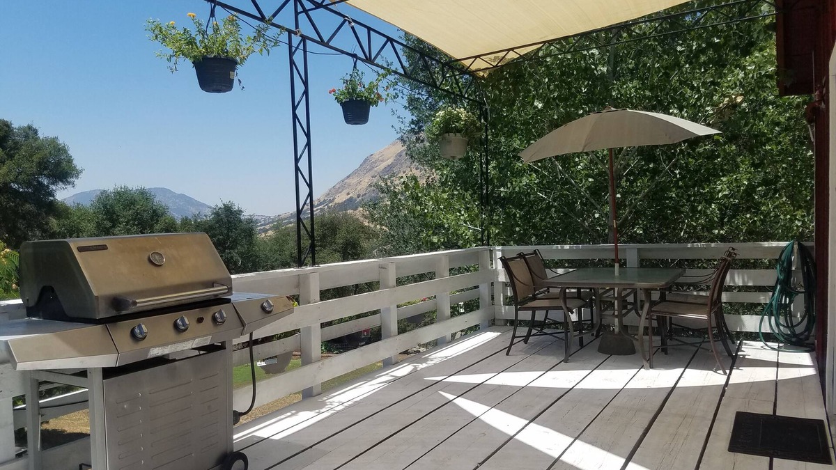 Squaw Valley House | 5Ez Farm house