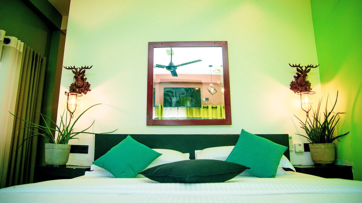 Dadugama Hotel | 5km away from Katunayka Airport Expressway! with Amazing Lagoon Food