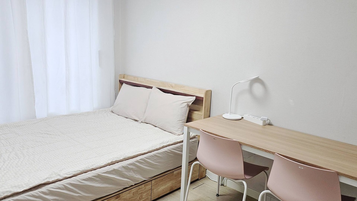 Deungchon-dong Apartment | [5mins to Deungchon station] Full furnished studio #Queenbed