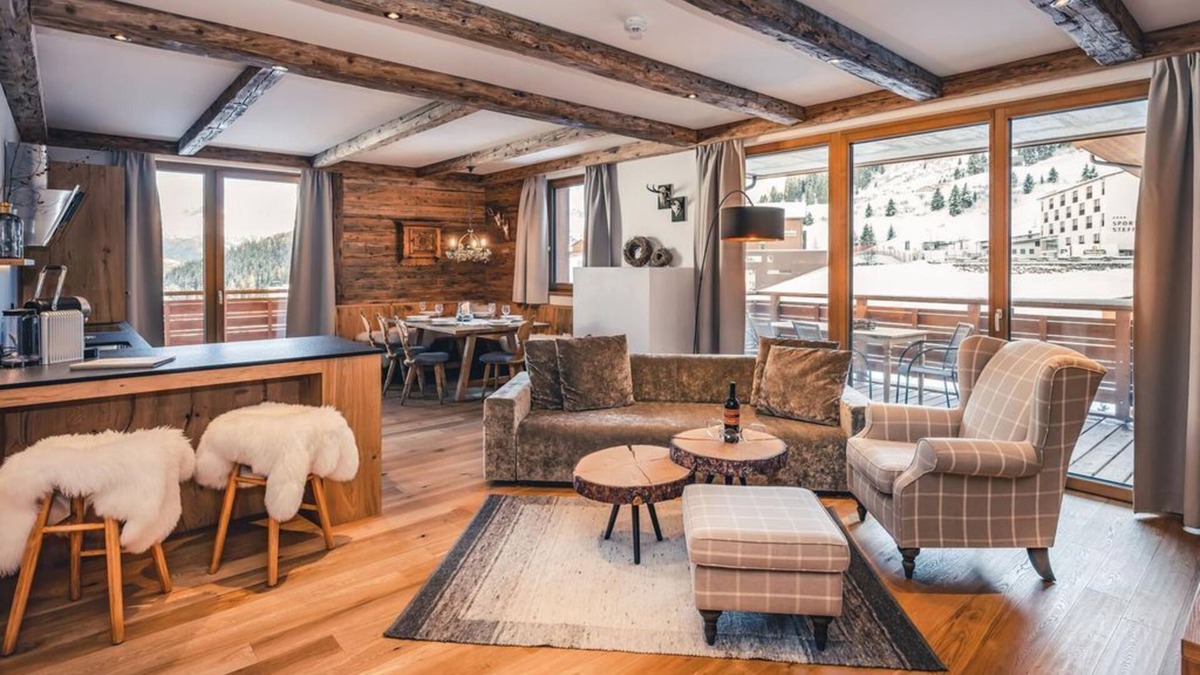 Warth Apartment | 6-11 person chalet - Lux Alp Chalet