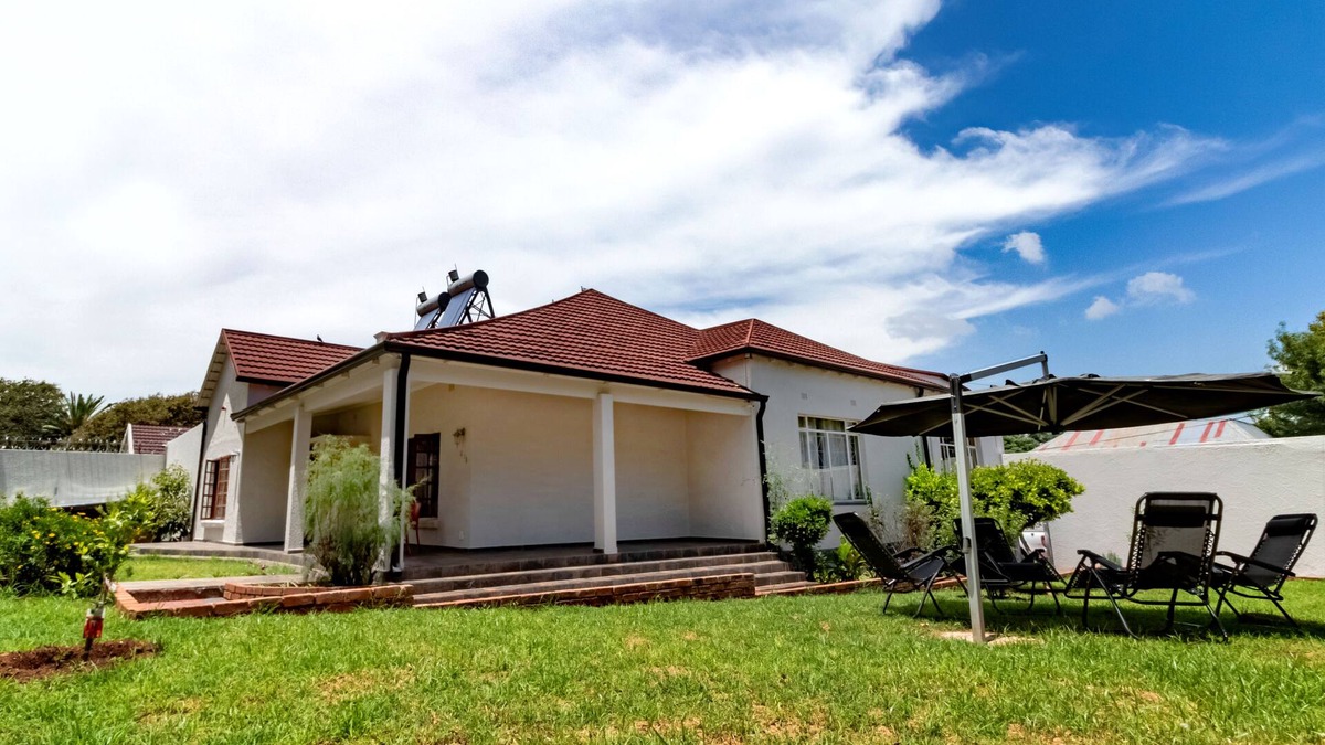 Greater Johannesburg Metropolitan Area House | 6-9 bedroom house for group trips
