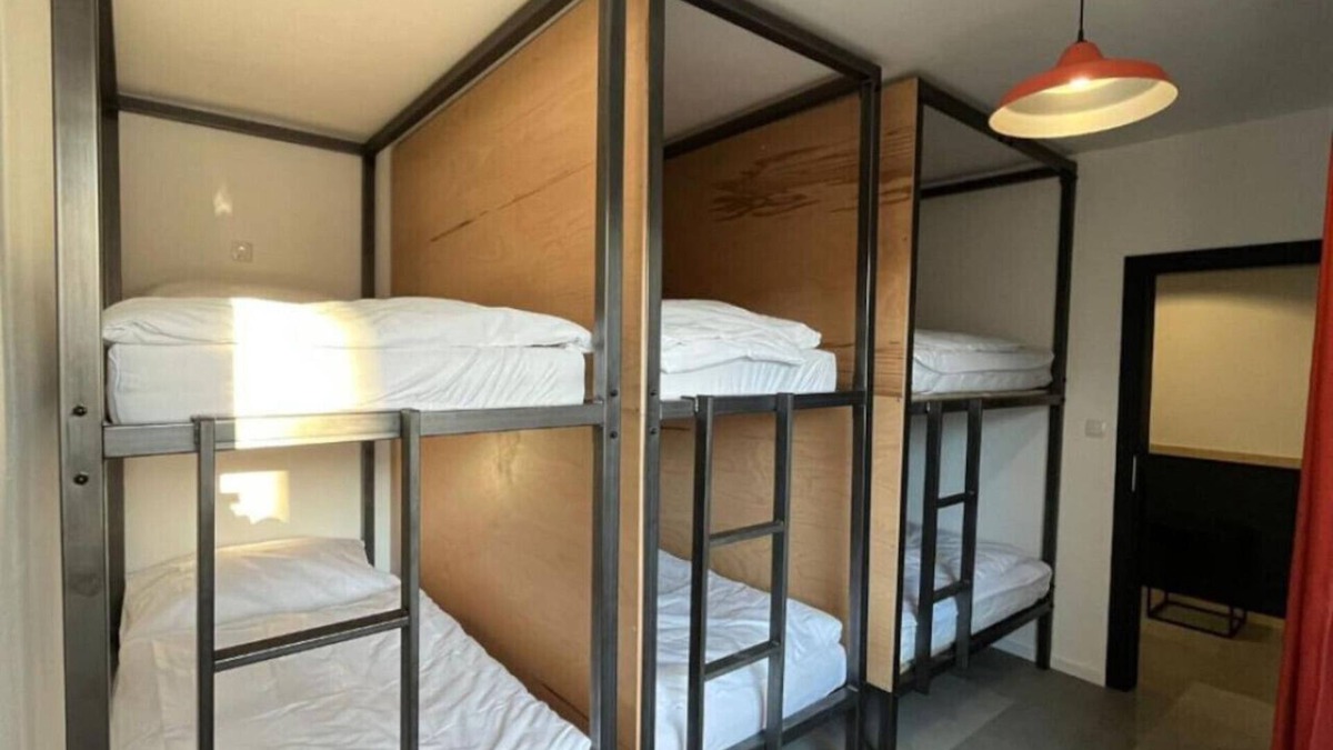 Old Town Cabin | 6 bed room izy stay by Zazi