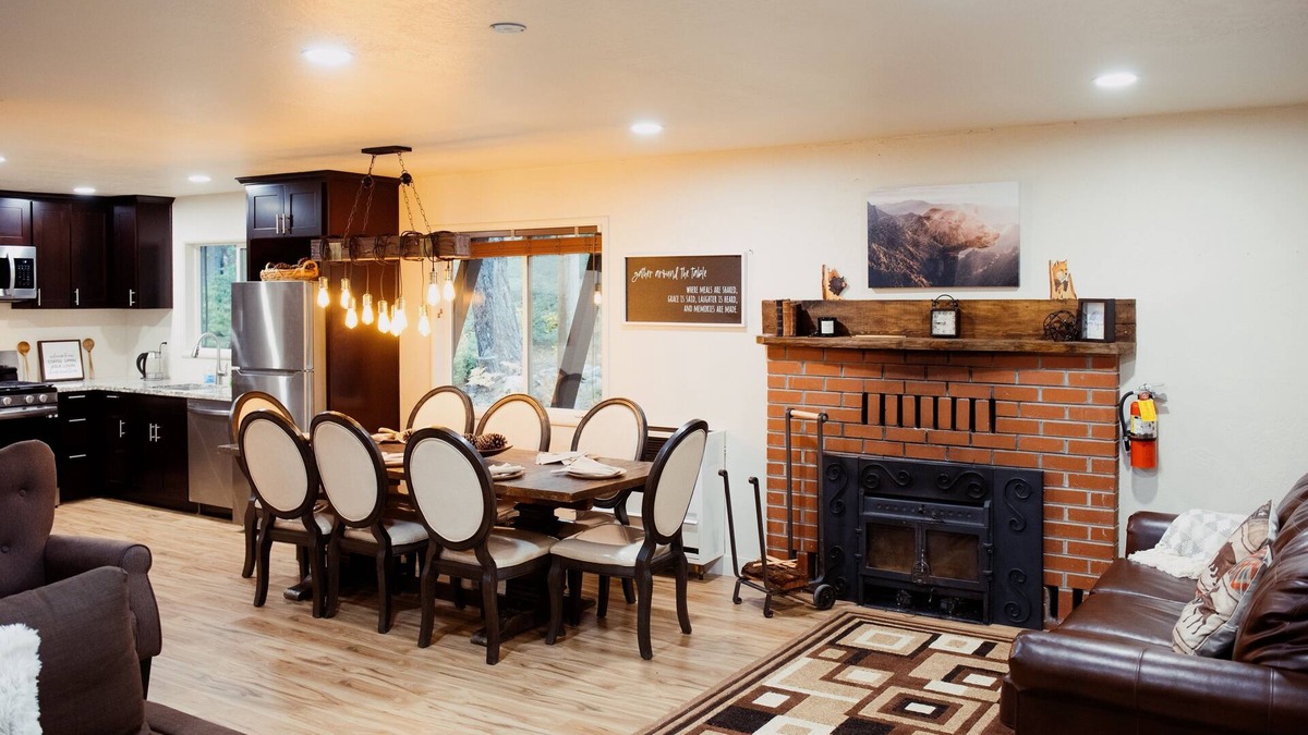 Echo Lake Cabin | 6 bedrm cabin in Tahoe remodelled, a haven designed for tranquility you desire