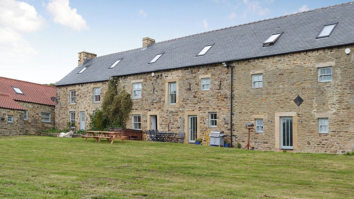 Wolsingham Cottage | 6 bedroom accommodation in Wolsingham, near Stanhope