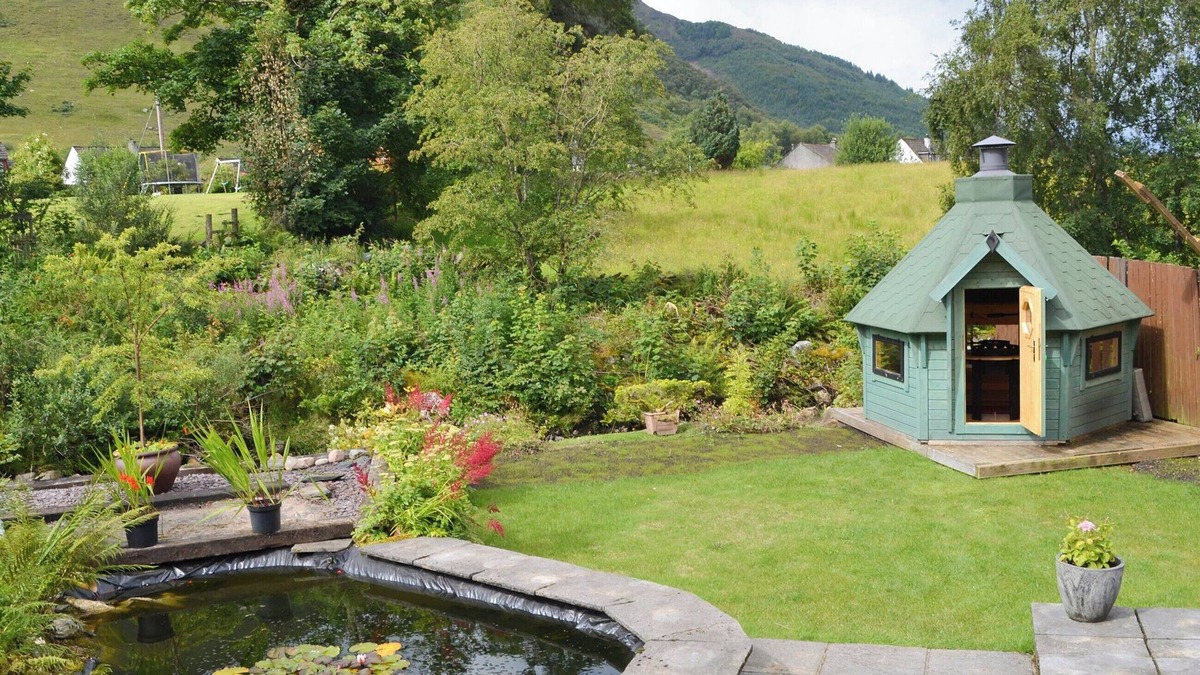 West Laroch Cottage | 6 bedroom accommodation in Ballachulish, near Fort William
