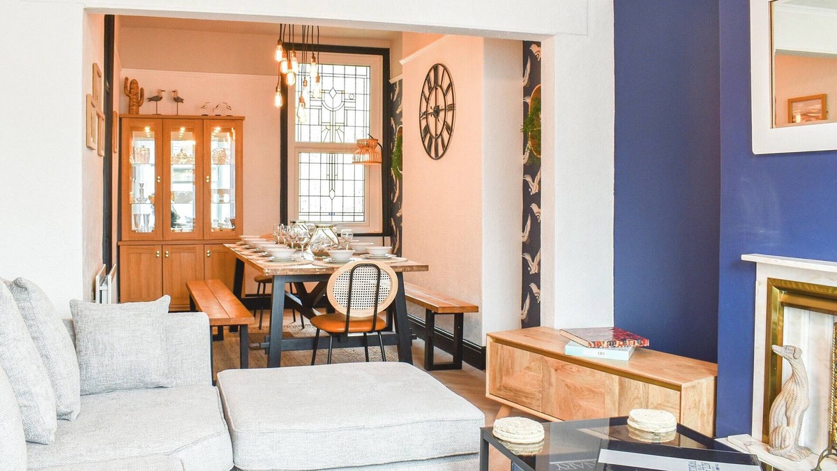 Morecambe Cottage | 6 bedroom accommodation in Morecambe