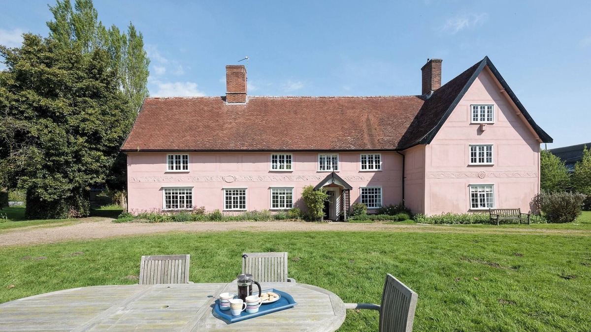 Beccles Cottage | 6 bedroom accommodation in Henham, near Southwold