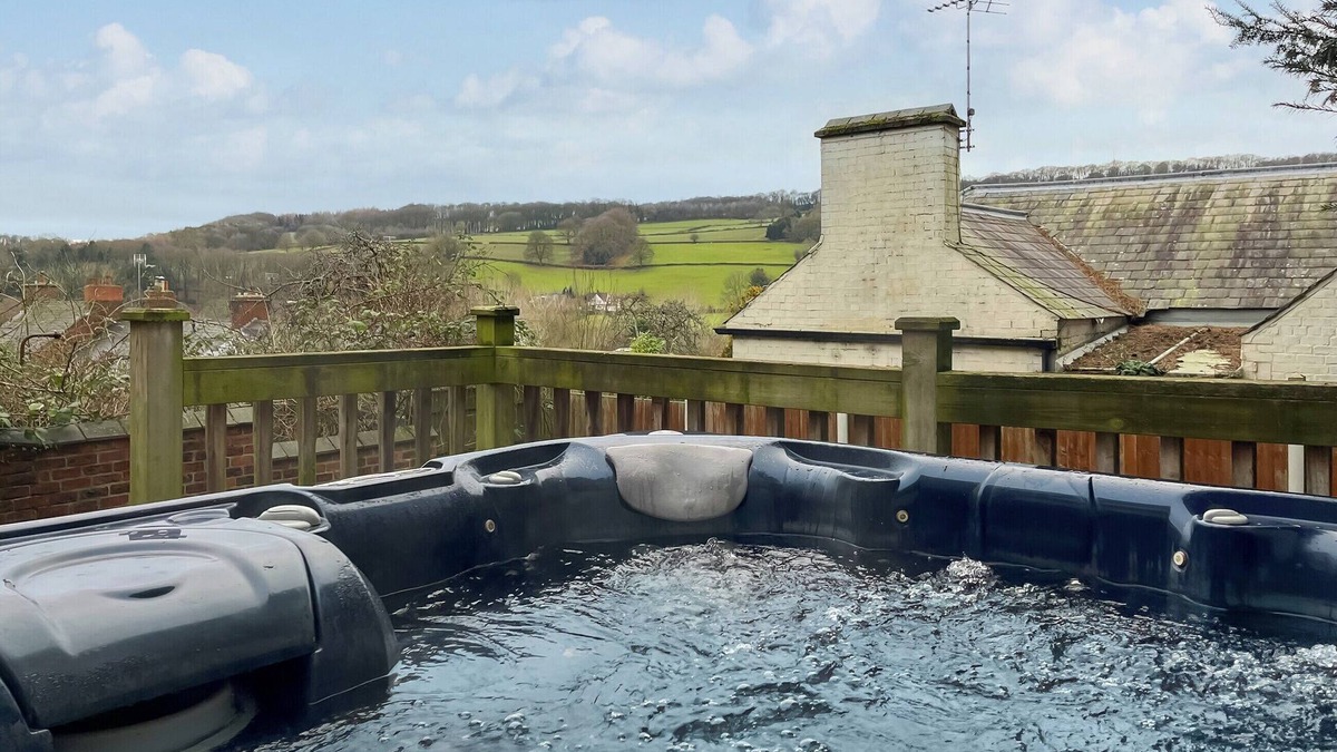 Belper Cottage | 6 bedroom accommodation in Belper