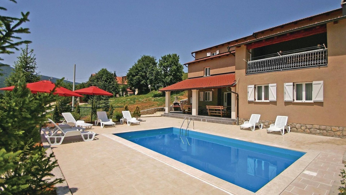 Crni Kal House | 6 bedroom amazing home in Crni Kal