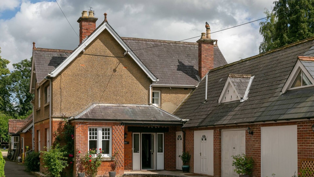 Grittleton Bed & Breakfast | 6 Bedroom B&B, 5 miles from Badminton Horse Trials