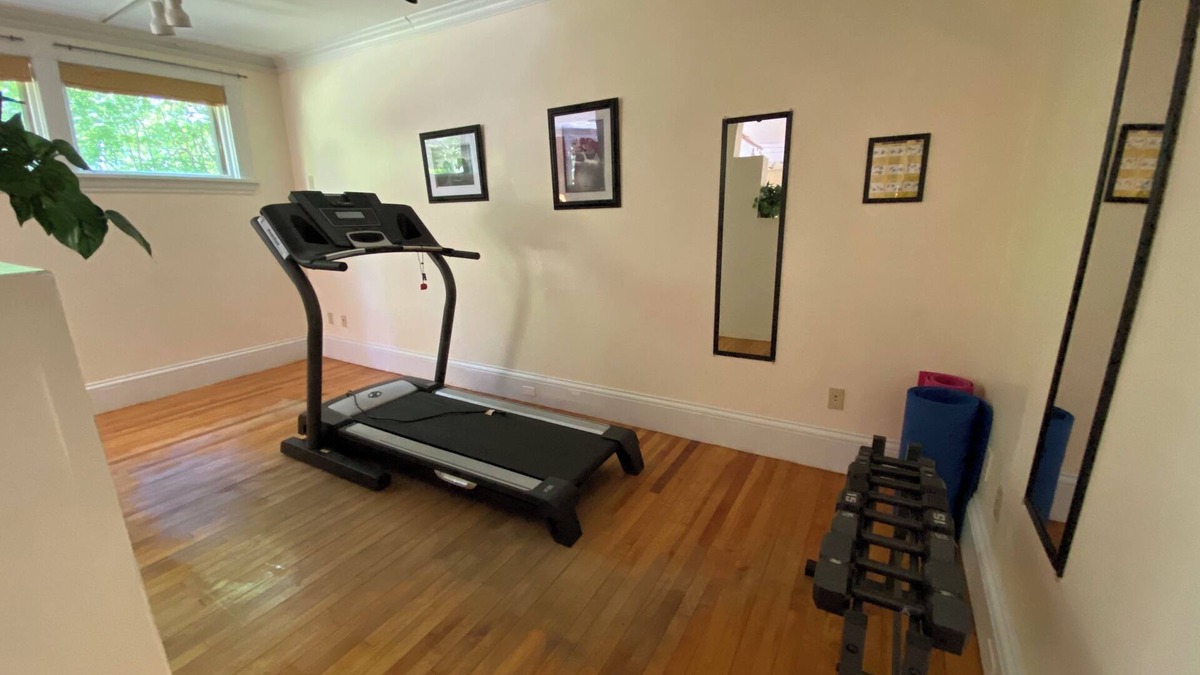 Poland Cottage | 6 Bedroom Cottage at the 500 acre Poland Spring Resort with lots of onsite activities!