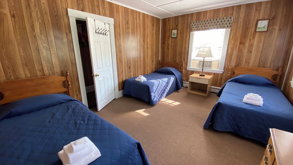 Poland Cottage | 6 Bedroom Cottage at the 500 acre Poland Spring Resort!