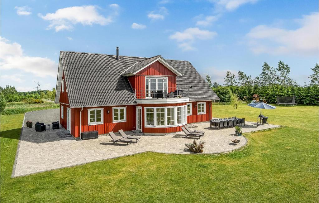 Billund Municipality House | 6 Bedroom Cozy Home In Grindsted