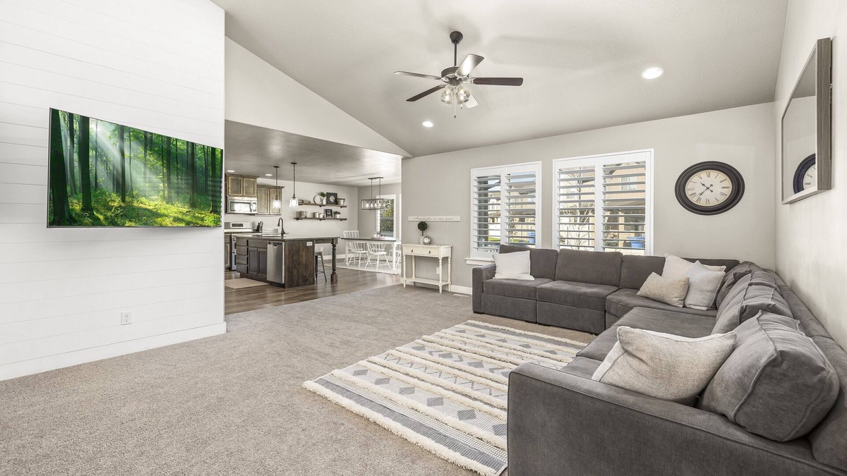 Sunset Heights House | 6 Bedroom Rambler Near UVU, BYU, & Golf Course