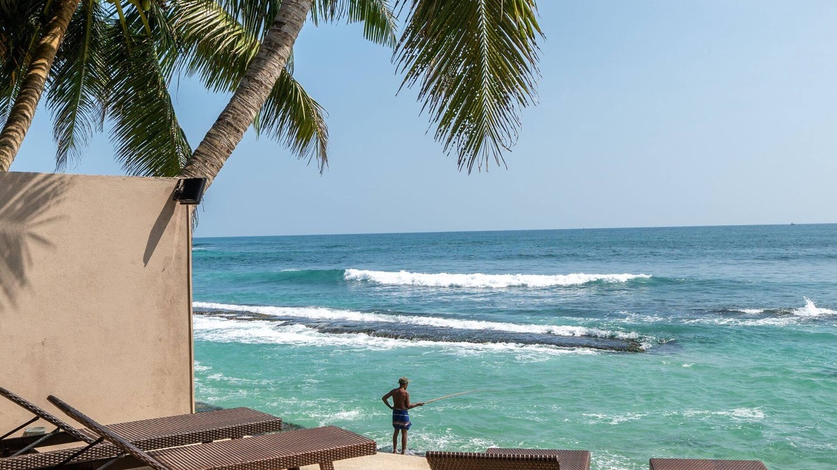 Unawatuna Villa | 6 Bedroom villa in Talpe