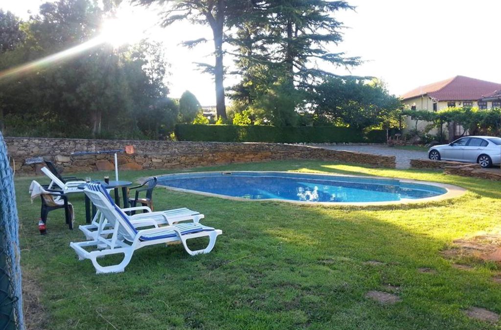 Bornes House | 6 bedrooms house with private pool enclosed garden and wifi at Macedo de Cavaleiros