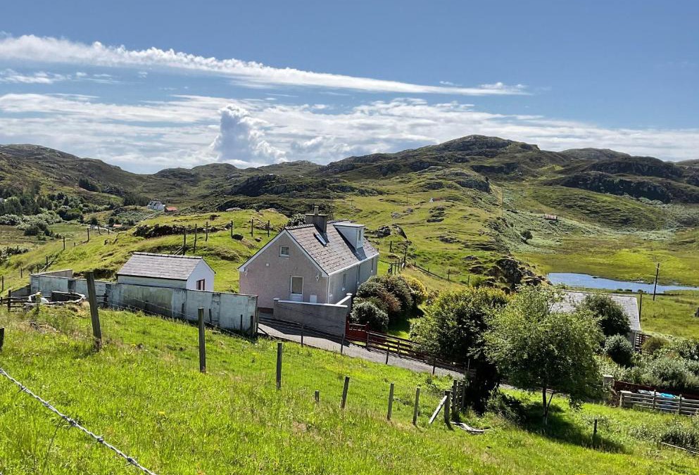 Lewis and Harris House | 6 Calbost