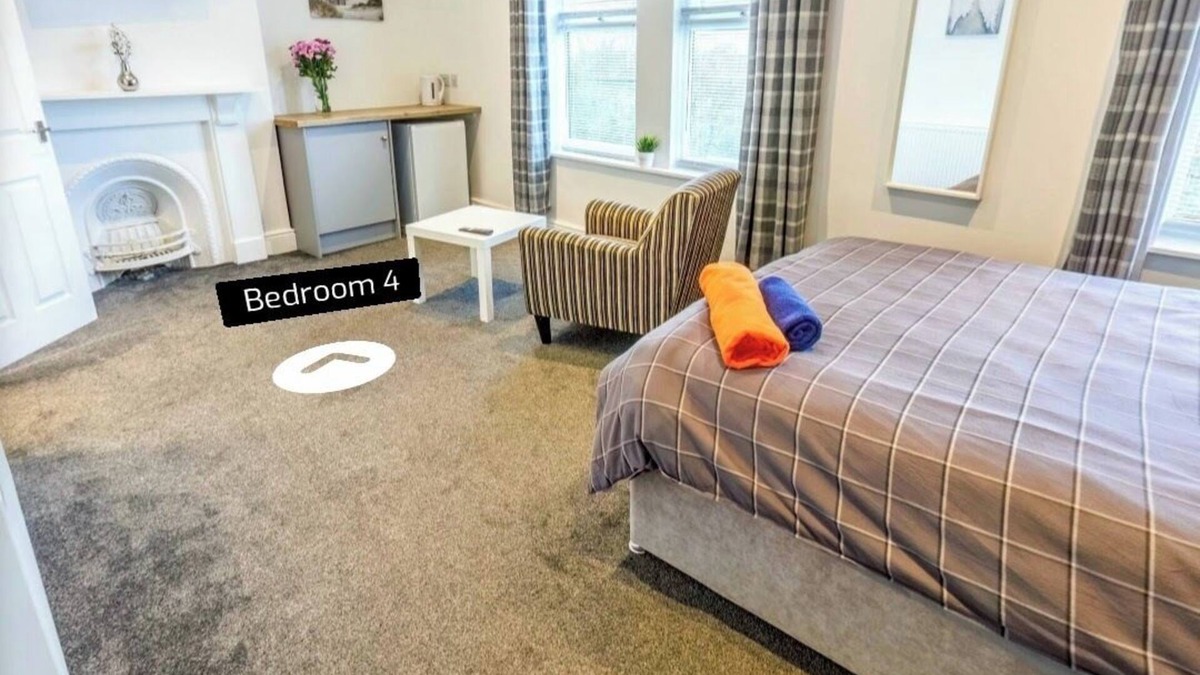 Hartlepool House | 6 Double bed all en-suite high end property for companies-contractors.