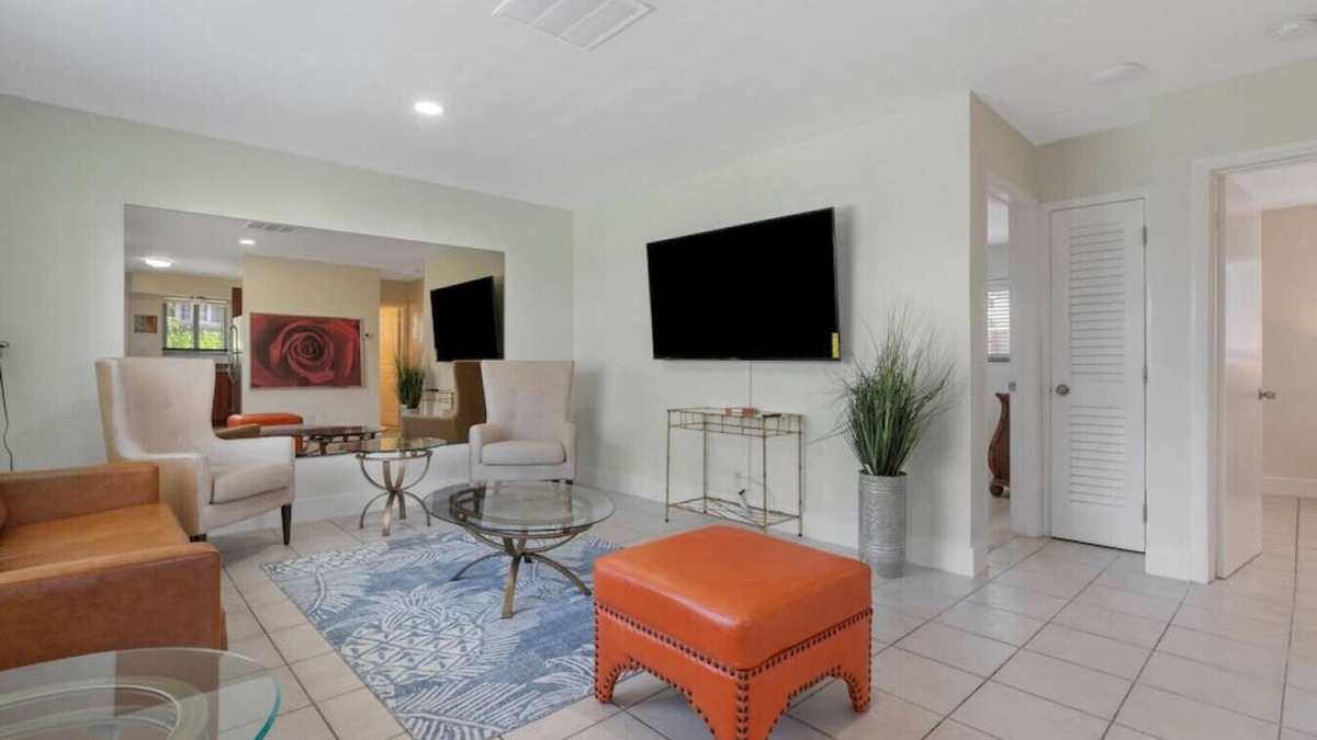 Croissant Park Apartment | #6 · Lovely 2 bedroom Apartment for a Family Getaway!