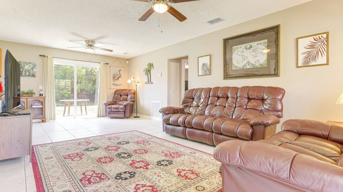 Port Saint Lucie House | 6 Mi to Beach: Port St Lucie Home w/Fenced Yard