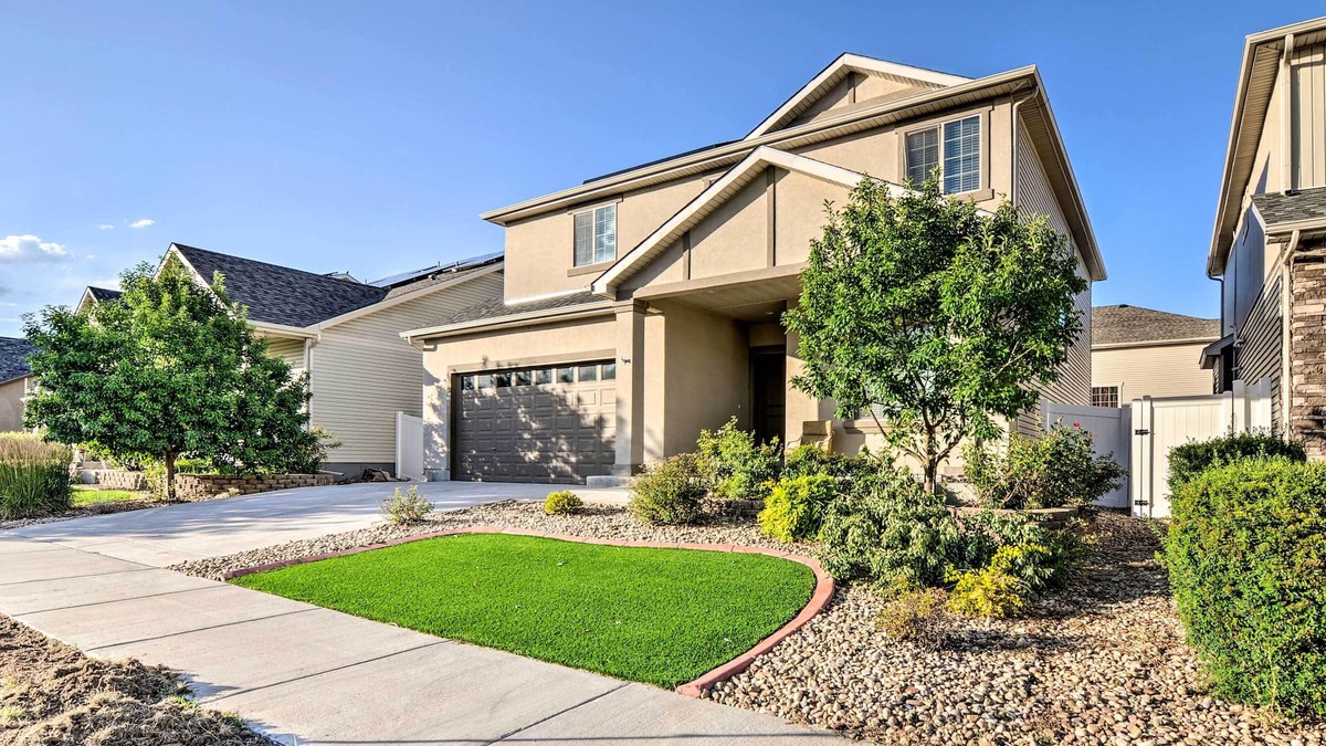 Green Valley Ranch House | 6 Mi to DIA: Spacious Home w/Backyard in Denver!
