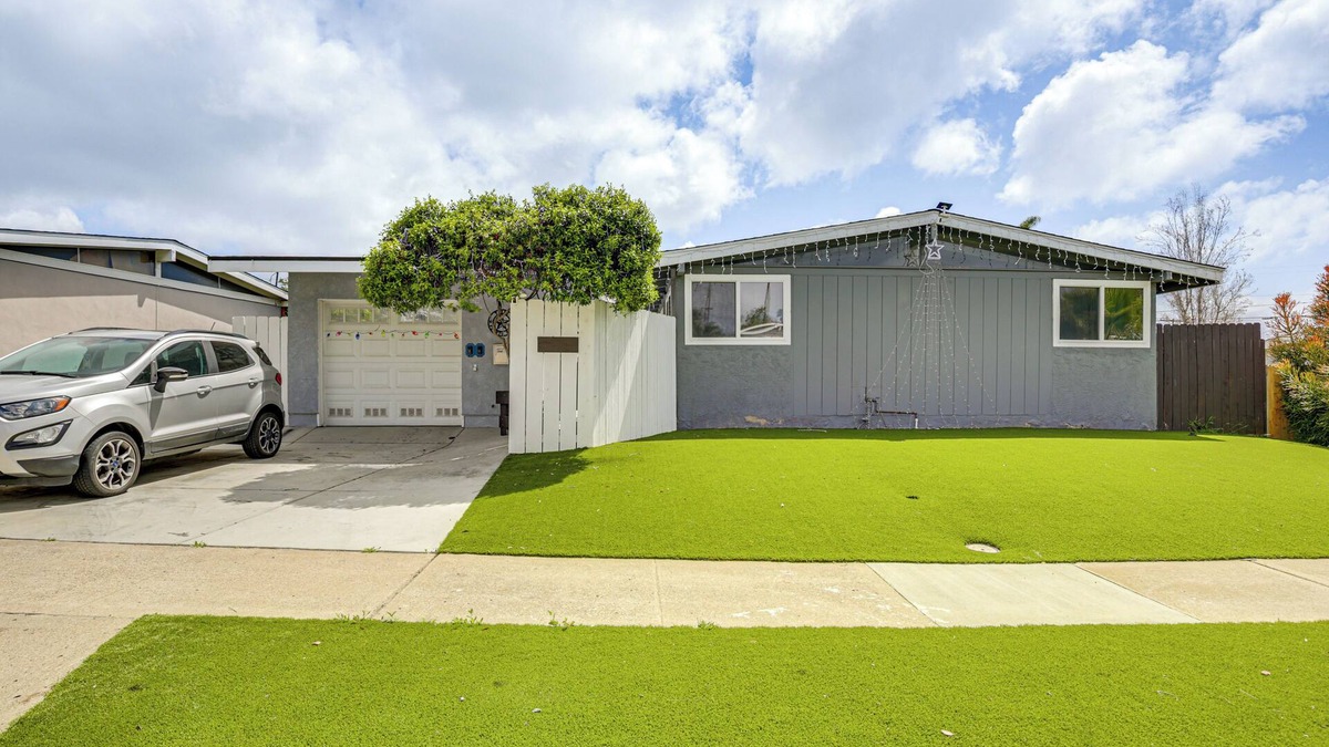 Clairemont House | 6 Mi to Pacific Beach: Pet-Friendly San Diego Home