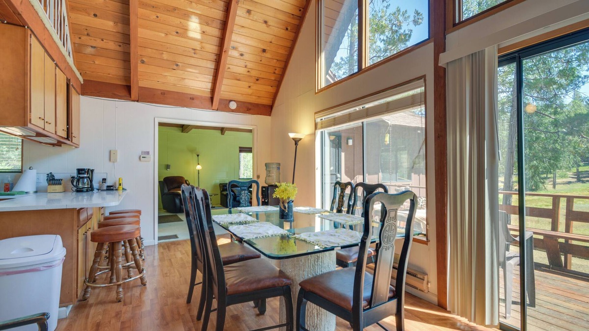 Groveland House | 6 Mi to Yosemite Nat'l Park: 14-Acre Retreat!