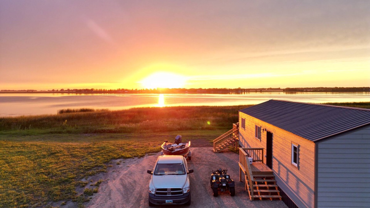 Devils Lake Cabin | 6 Mile Lodge