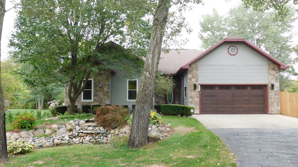 Birch Run Township House | 6 Minutes from the Historic Village of Frankenmuth
