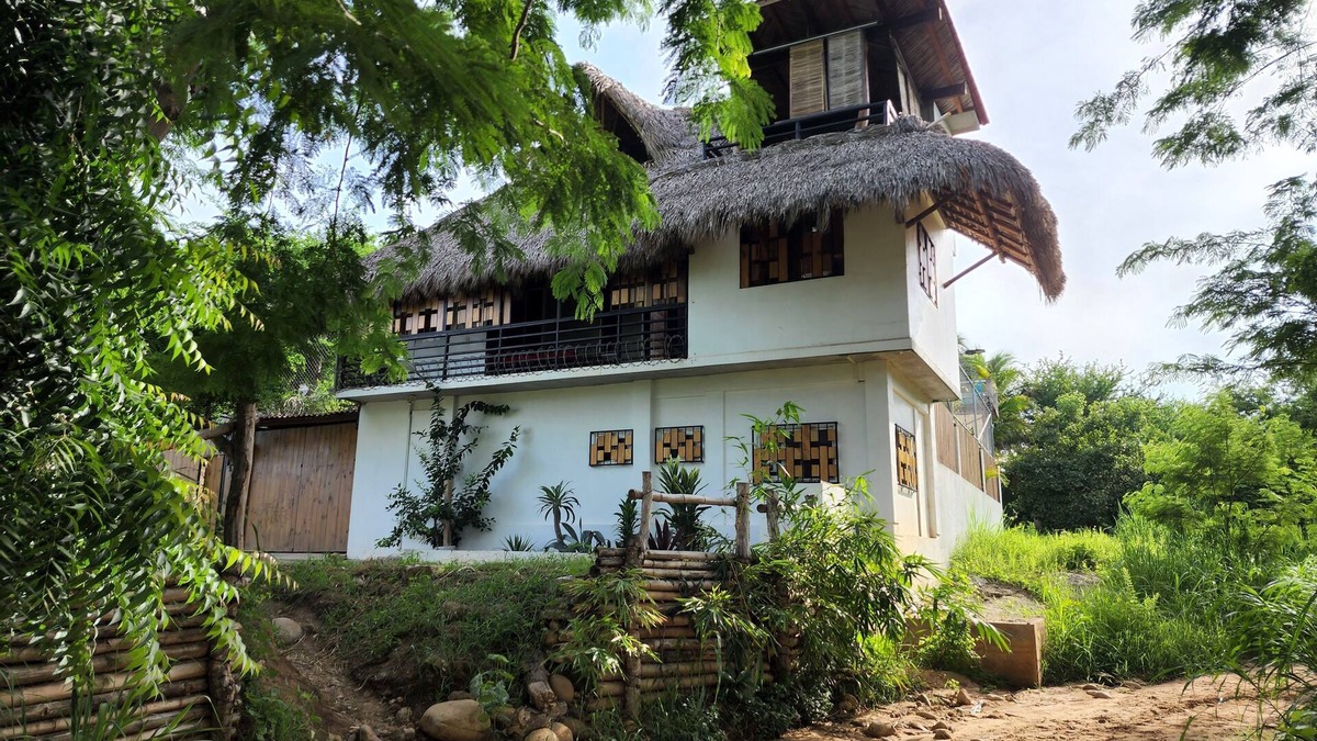 Los Tamarindos House | 6 pax house in Zicatela Beach