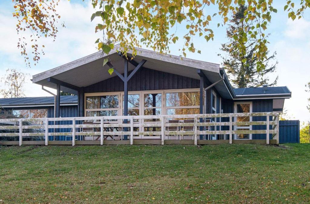Skødshoved Strand House | 6 person holiday home in Knebel-By Traum