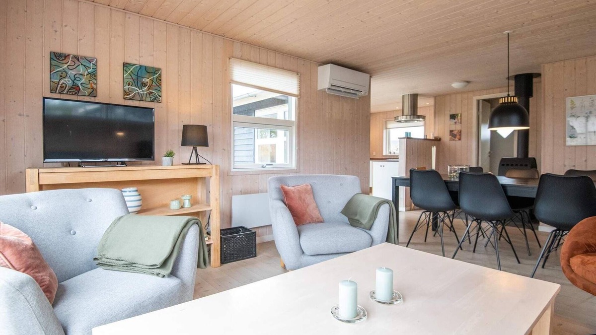 Bjerregaard House | 6 person holiday home in Hvide Sande