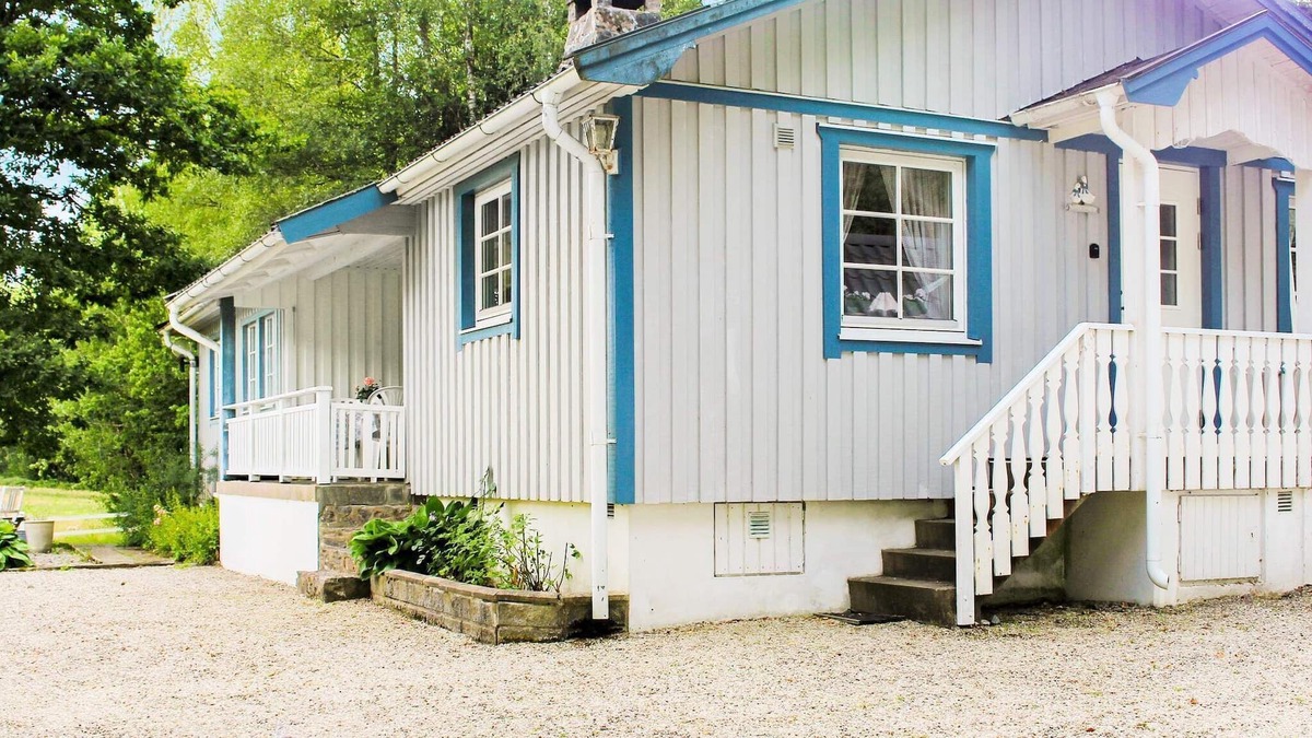 Trollhattan Municipality House | 6 person holiday home in TROLLHÄTTAN