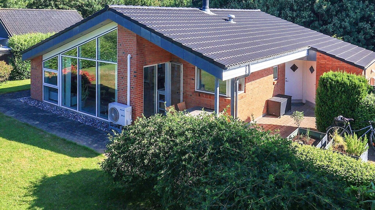 Sjaelborg House | 6 person holiday home in Esbjerg V