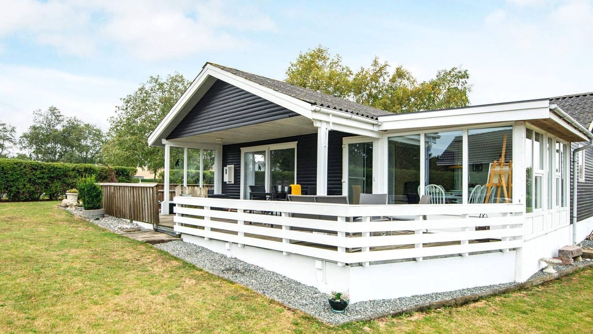 Vikær Strand House | 6 person holiday home in Haderslev