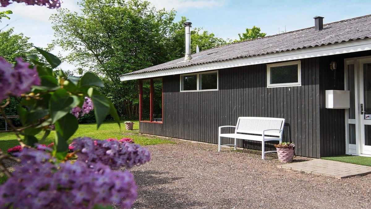 Pøt Strandby House | 6 person holiday home in Juelsminde