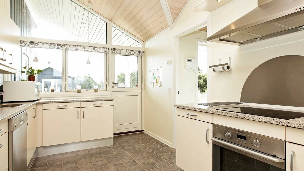 Blavand Strand House | 6 person holiday home in Blåvand