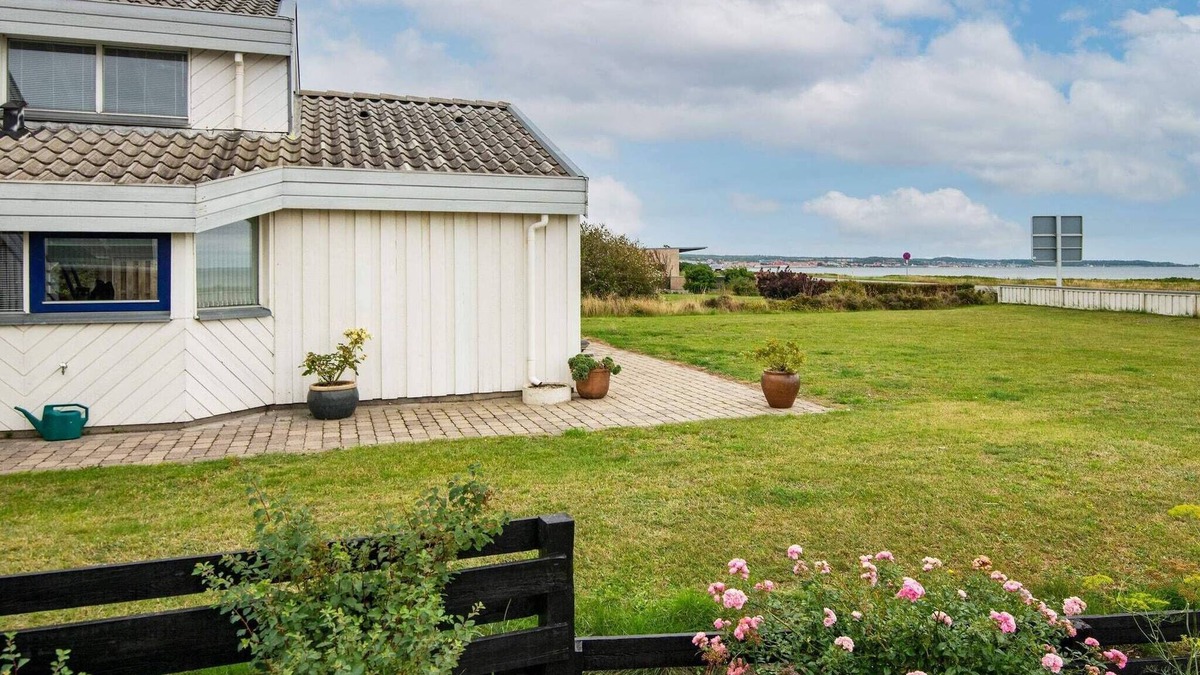 Vibæk Strand House | 6 person holiday home in Ebeltoft