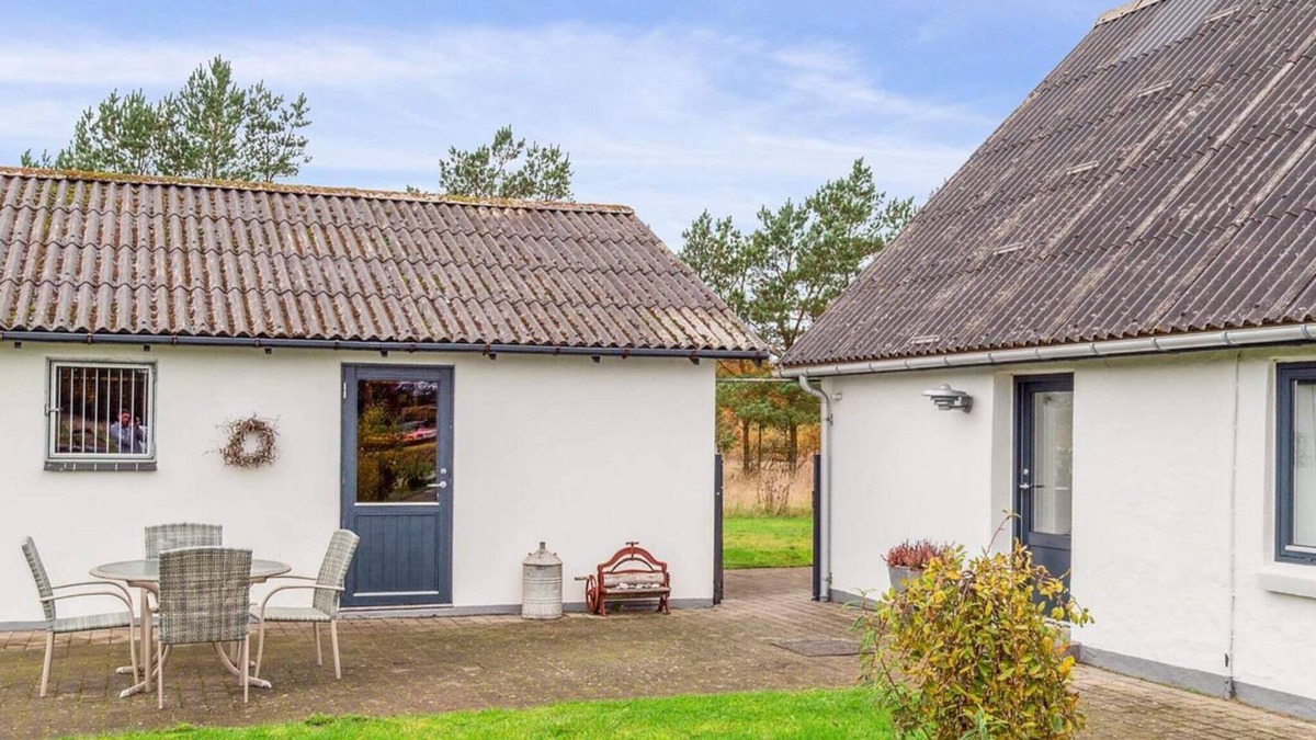 Nørklit House | 6 person holiday home in Frøstrup