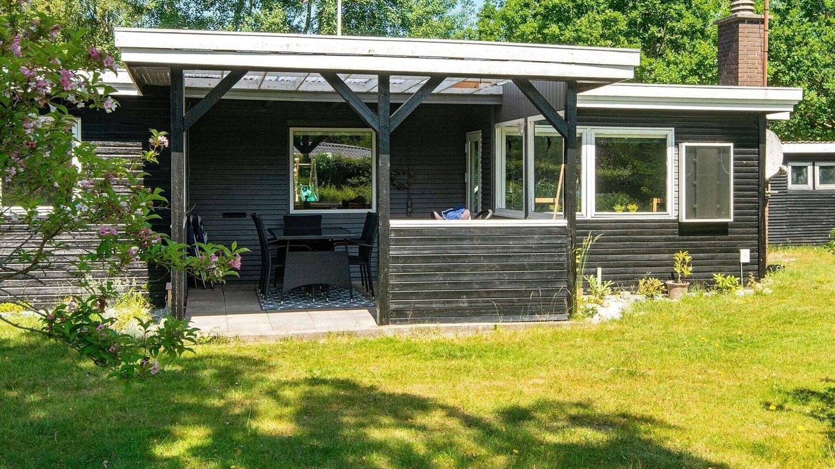 Fjellerup Strand House | 6 person holiday home in Glesborg-By Traum