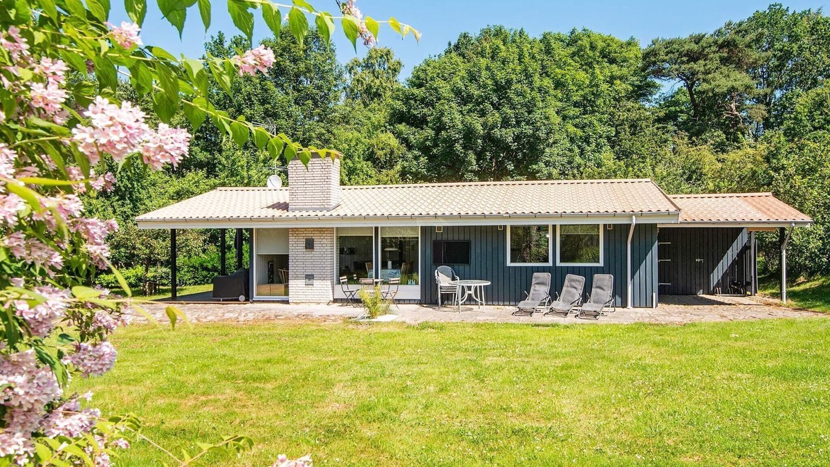 Bønnerup Strand House | 6 person holiday home in Glesborg-By Traum