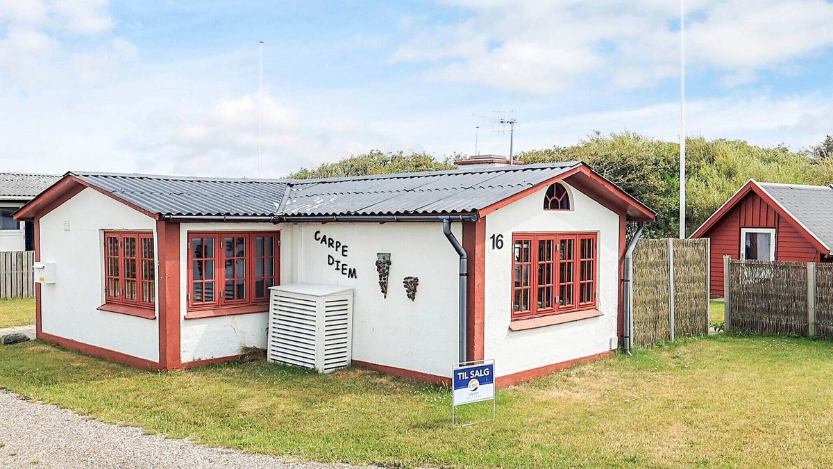 Logstor House | 6 person holiday home in Løgstør
