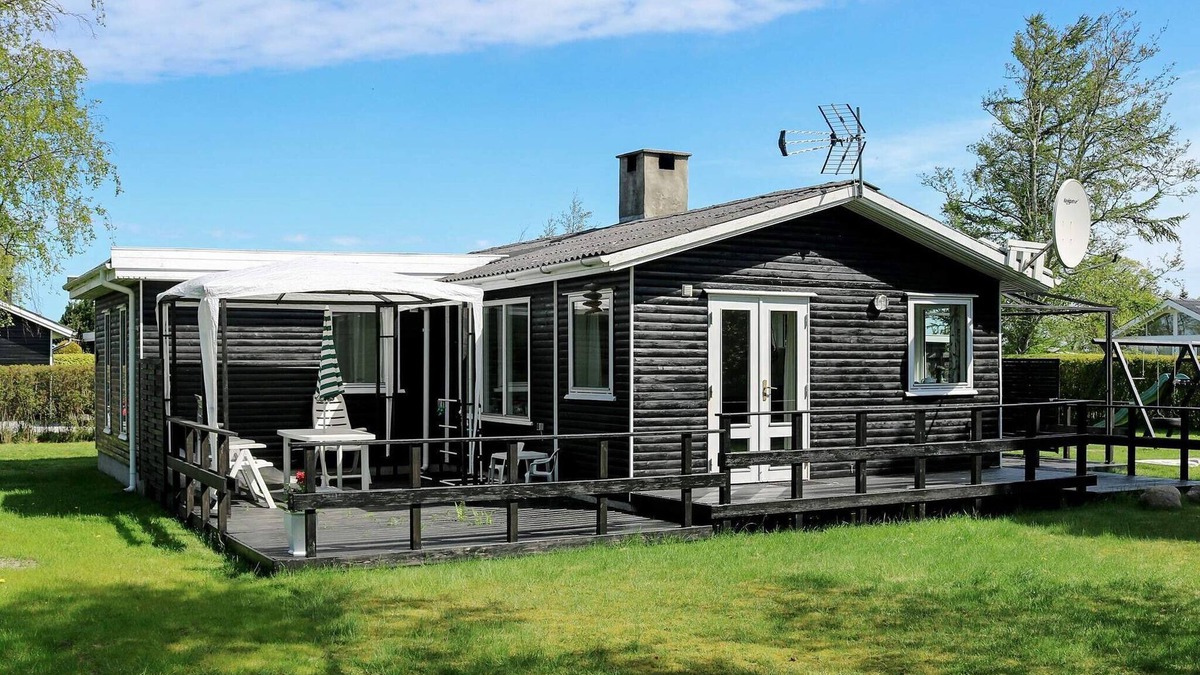 Egense House | 6 person holiday home in Storvorde-By Traum