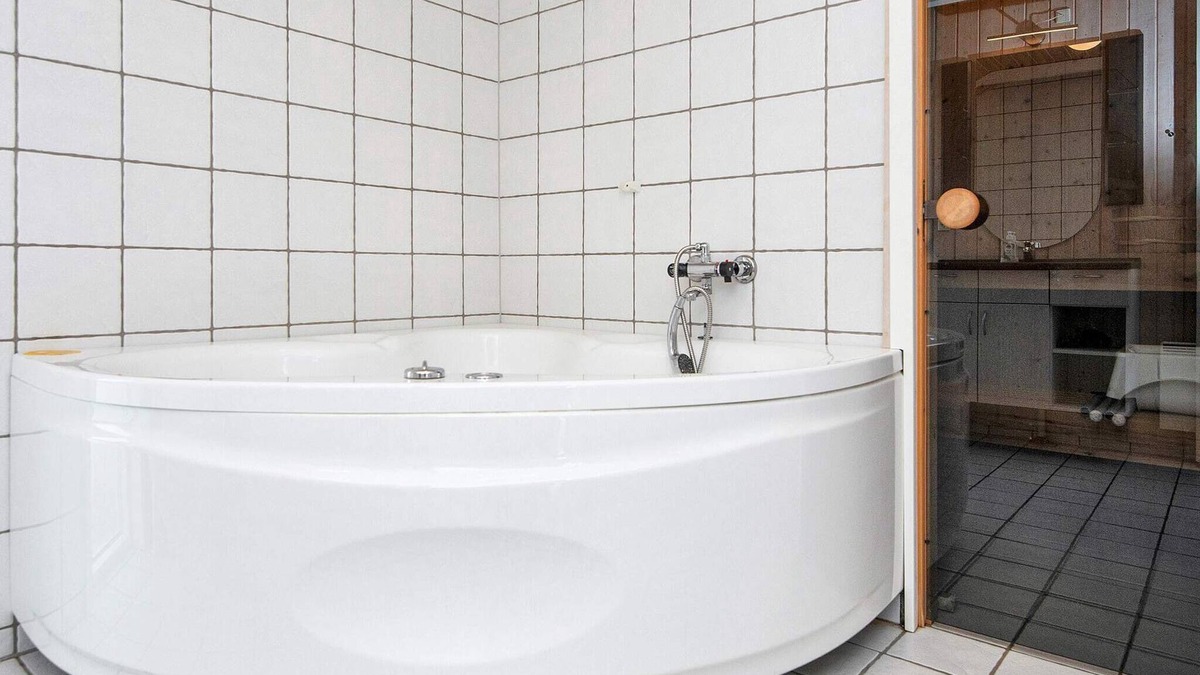 Hvidbjerg Strand House | 6 person holiday home in Børkop