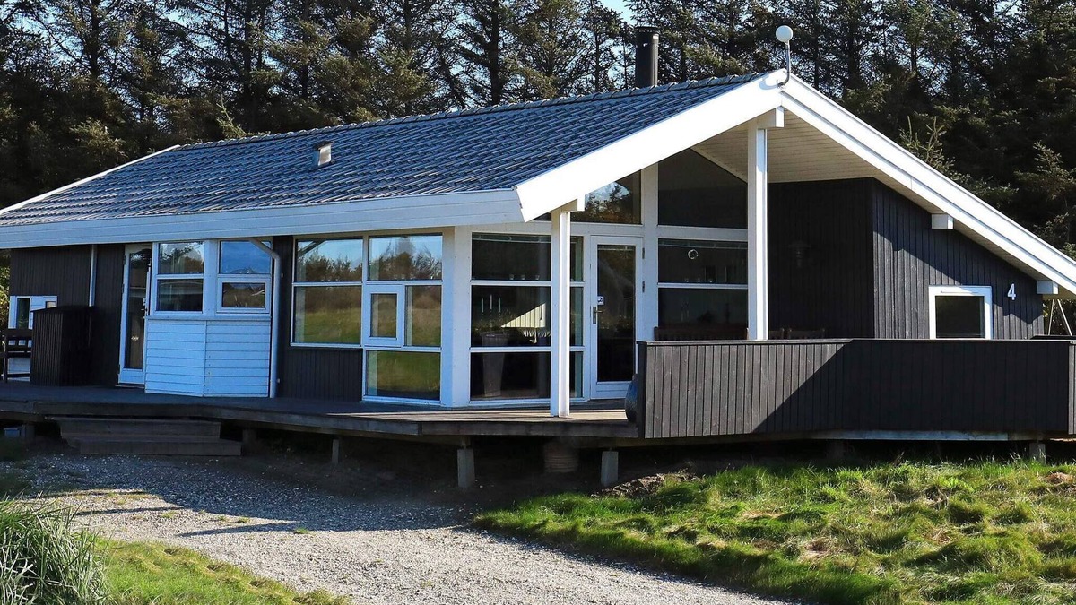 Nr. Lyngby House | 6 person holiday home in Løkken